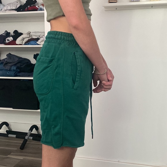 Urban outfitters shorts - Picture 2 of 3